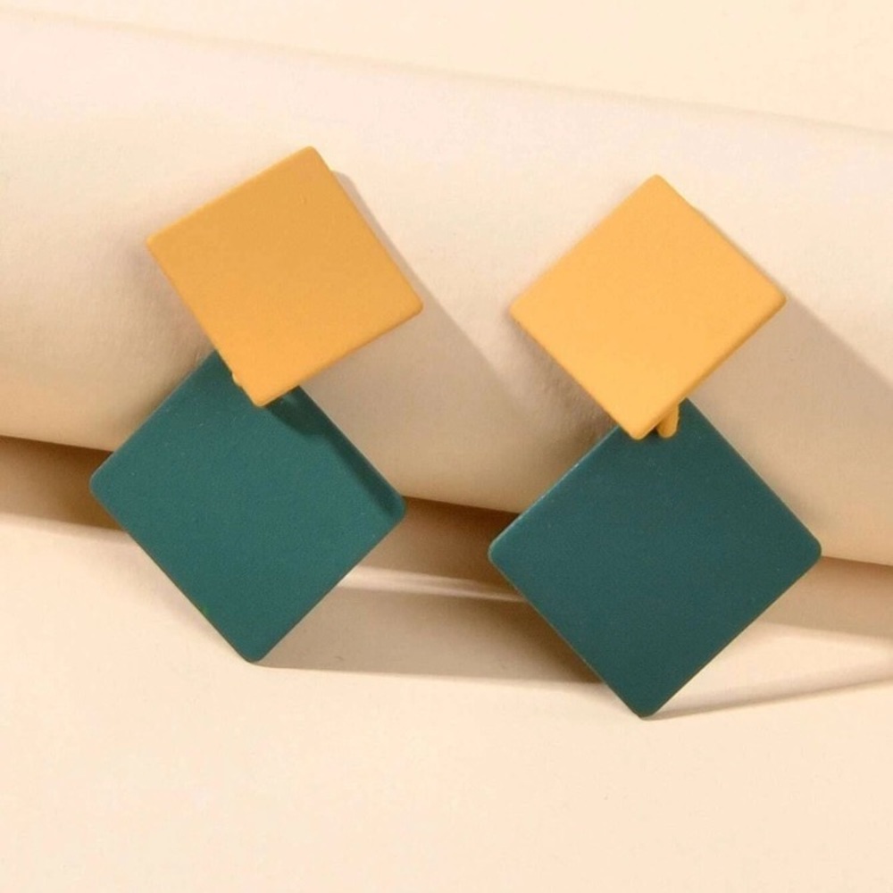 Geometric Color Block Earrings - Picture 3 of 4